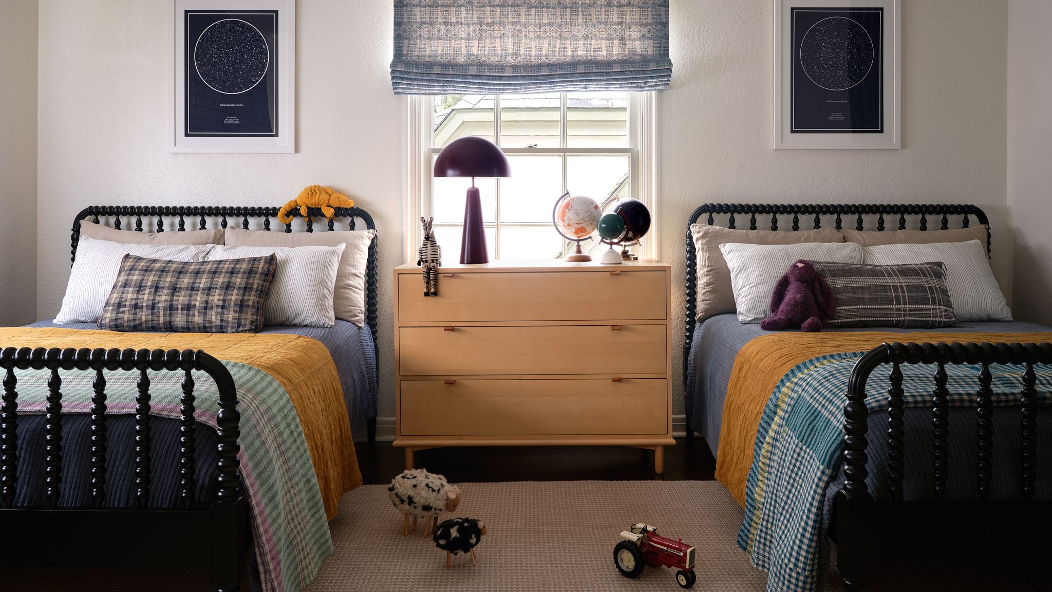 Symmetrical Twin Beds with Mixed Bedding and Wooden Accents