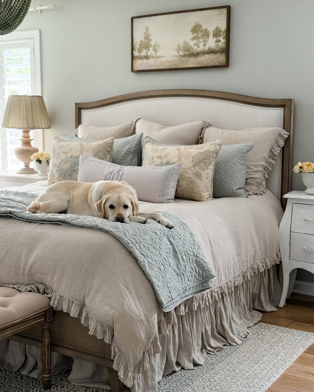 18. Soft Linen Sanctuary with Ruffled Bedding and Florals