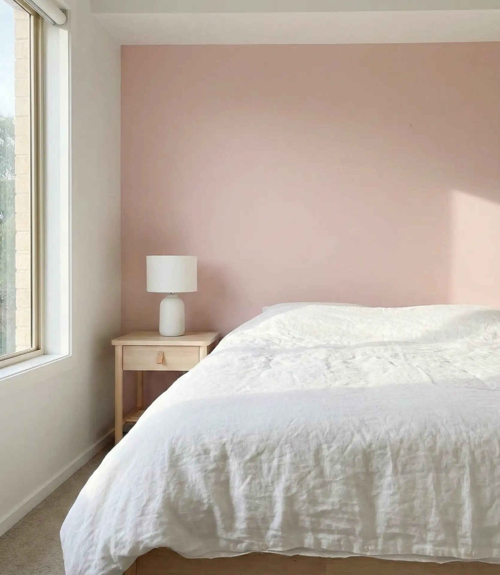 Soft Pink and White for a Modern, Airy Bedroom 2